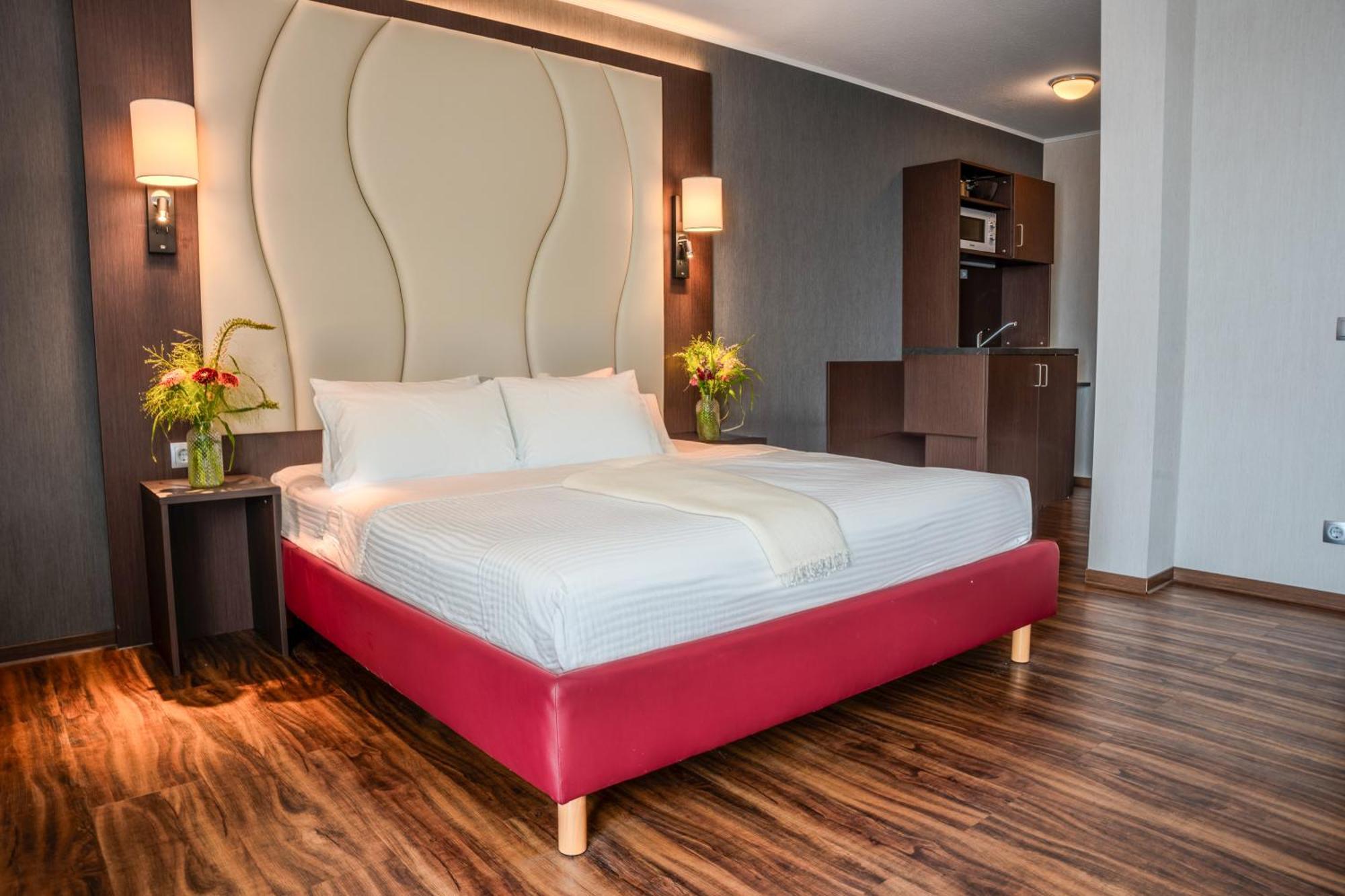 Airways Hotels Frankfurt Airport West رونهيم الغرفة الصورة